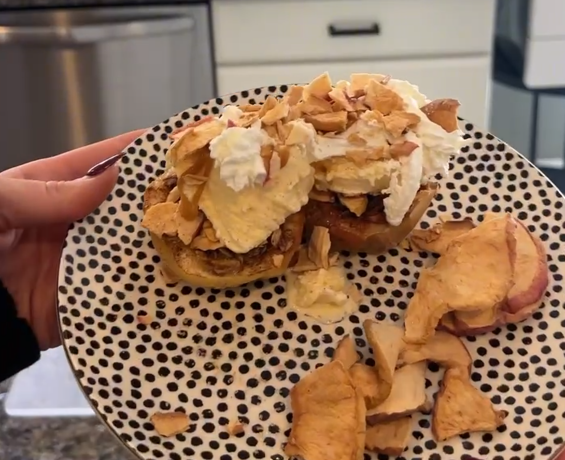 Air Fryer Apple Crisp